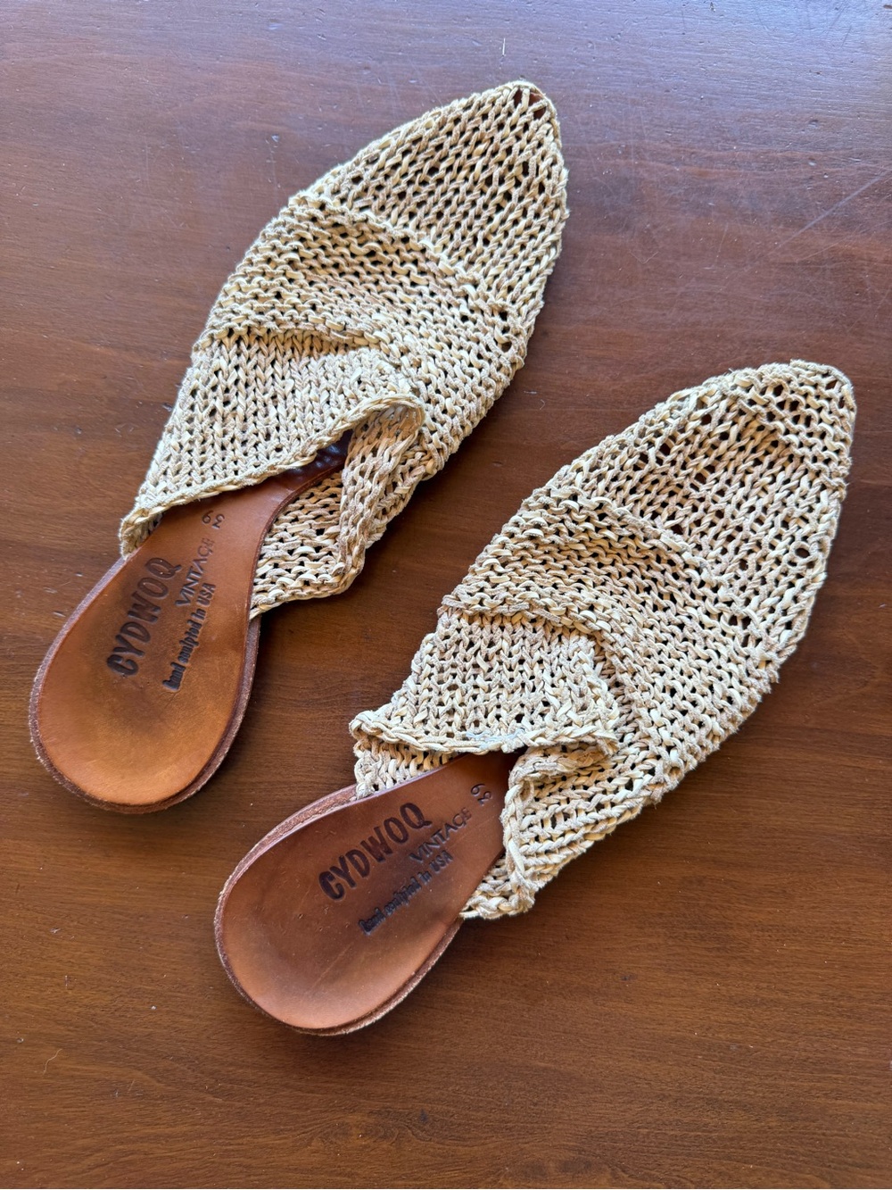CYDWOQ VINTAGE Handmade in the USA Woven Slip-On Mule in Natural